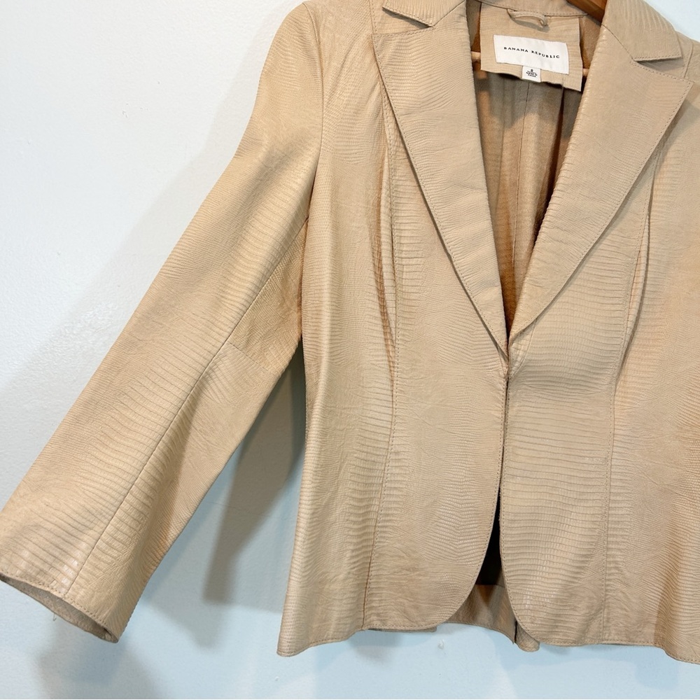 Banana Republic | Women's Leather Snakeskin Embossed Bohemian Jacket Size 8 - Picture 16 of 16